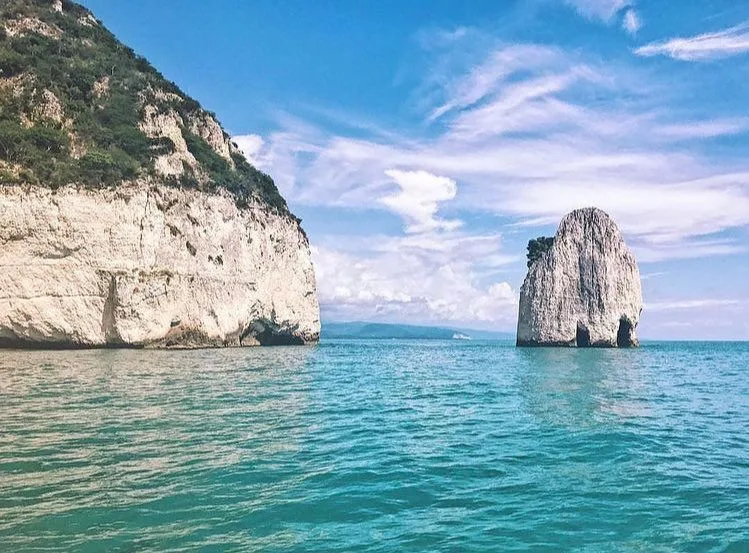 Haiti: In the Kingdom of Legends: Le Colombier, Keeper of the Secrets of Belle-Anse